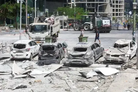 İsrail-İran Savaşında 8. Gün: Çatışmalar Alevleniyor