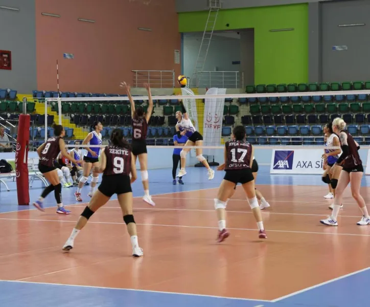 Kaıdn Voleybolcular Konya’da galip geldi