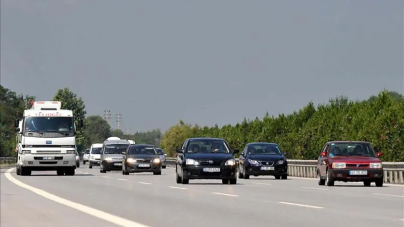 Kara Yollarında Geçiş Ücretlerine “Yeniden Değerleme” Ayarı