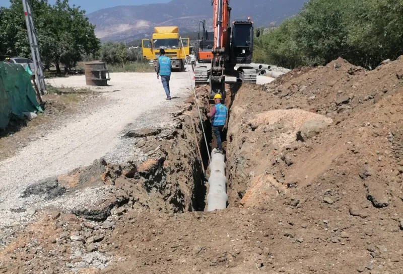 Karataş Mahallesi’nde Atık Su Hattı Yenilendi