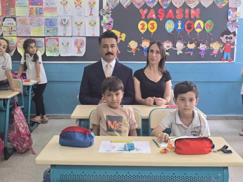 Kaymakamdan 27 Yıl Sonra Öğretmenine Duygusal Ziyaret
