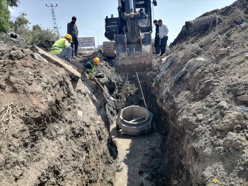 Kırıkhan’da Kanalizasyon Sorununa Neşter