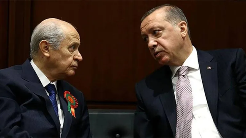 MHP ve AKP arasında neler oluyor ? Bahçeli geri adım atar mı ?