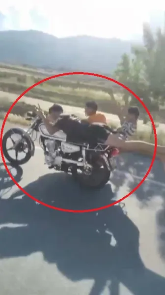 Motosikletiyle tehlike saçtı, 25 bin TL ceza yedi