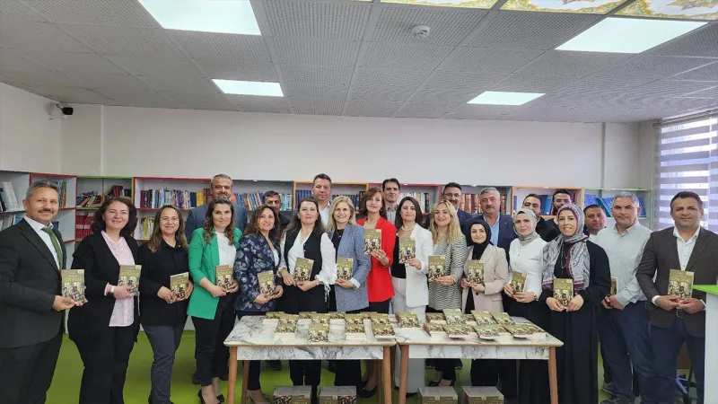 24 Öğretmenden Duygu Yüklü Meslek Hikayeleri Kitabı!