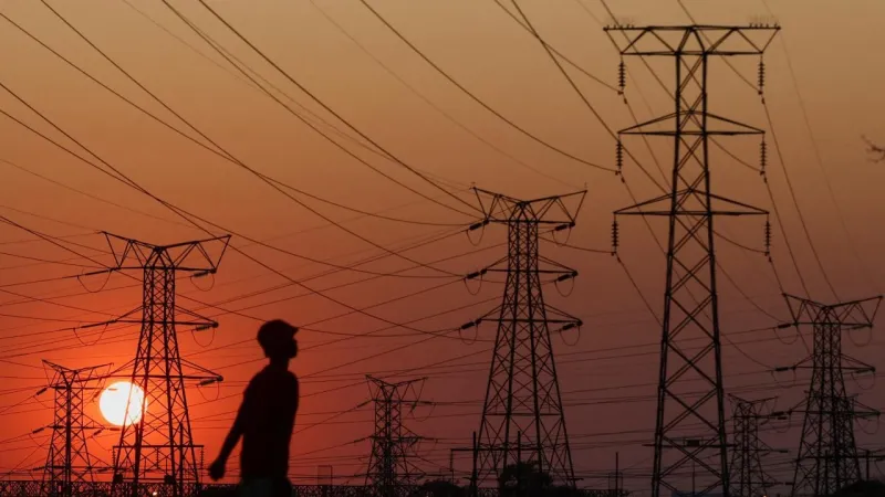 ABD Alarmda! Fırtına Felaketi: 500 Bin Kişi Elektriksiz, Ölümler!