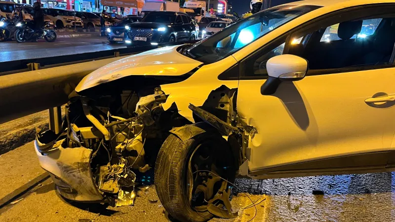 Alkollü Sürücü dehşeti! Küçükçekmece'de Zincirleme Kaza!