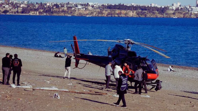 Antalya'da Helikopter Denize İndi! İşte İlk Detaylar