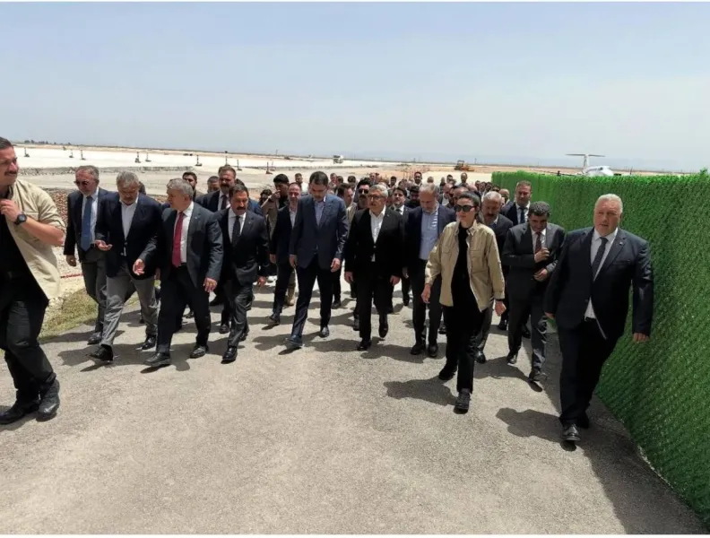 Murat Kurum Hatay'da: Deprem Konutları Ne Durumda?