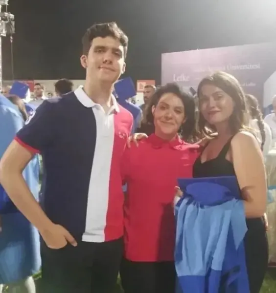 Depremde Evlatlarını Kaybeden Annenin Anneler Günü Yüreği Dağladı!