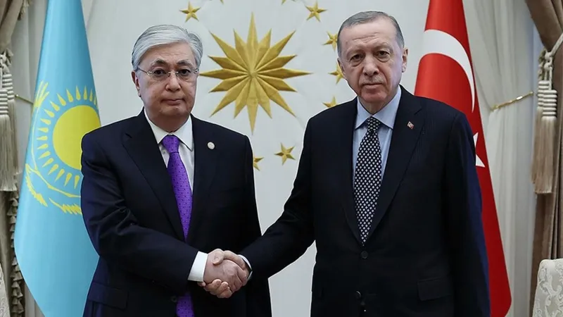 Erdoğan ve Tokayev Görüştü! Türkiye-Kazakistan İlişkileri Masada