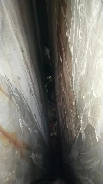 İskenderun'da Kedi Kurtarma Operasyonu! 30 cm'lik Alanda Mucize!