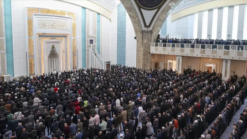 16 Mayıs Cuma Hutbesi: Aile mi? Diyanet'ten Şok Uyarı!