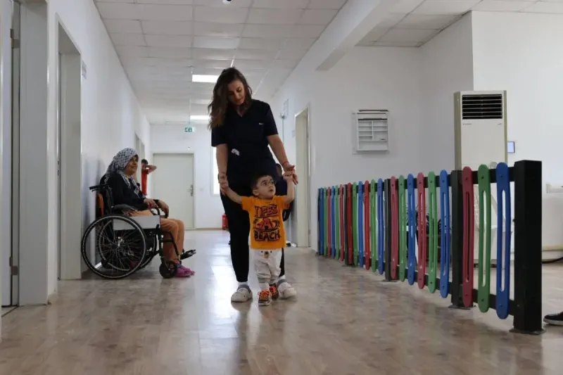 Minik Eren'in Yürüme Sevinci: Engelsiz Yaşam Merkezi Mucizesi!