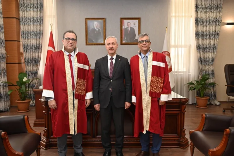 MKÜ'de Şok Değişim! Yeni Dekan Göreve Başladı!