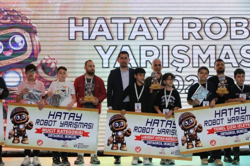 Hatay'da Robotlar Konuştu! Gençler Geleceğe Kod Yazdı!