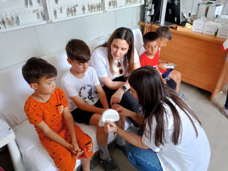 Hatay'da Minik Kalplere Umut: Diş Sağlığı Seferberliği!