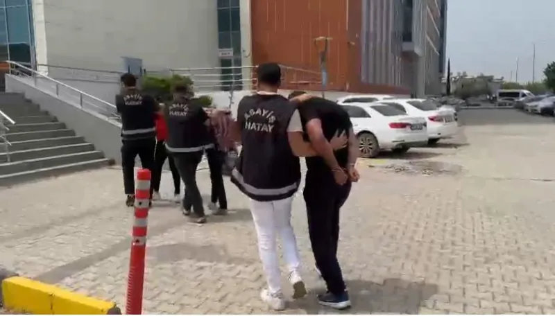 İskenderun'da Şok Operasyon! 2 Azılı Suçlu Yakalandı!