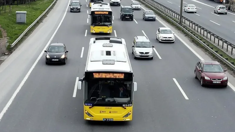 İstanbul'da Otobüs Krizi! 3 Bin Otobüs Kontak Kapatıyor!