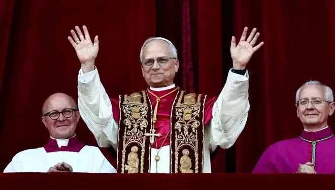 Papa 14. Leo Seçildi! Katolik Dünyasında Yeni Dönem Başladı
