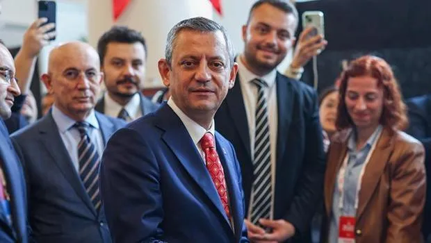 Özgür Özel Şoku! CHP'de Neler Oluyor? İşte Yeni Başkan