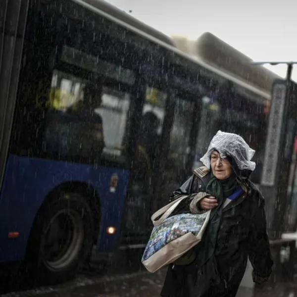 Sağanak Alarmı! Hava Sıcaklıkları Çakılıyor, İşte Detaylar