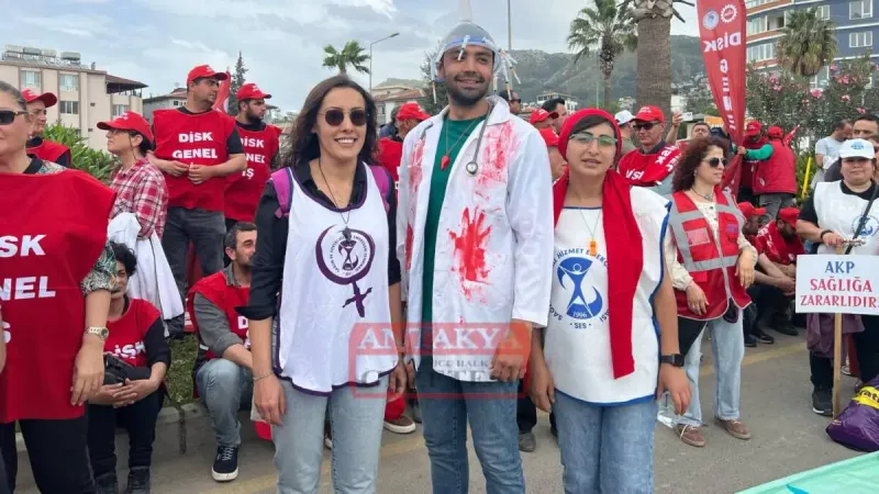SES Hatay 1 Mayıs'ta Haykırdı: Yaşamı Yeniden Örüyoruz!