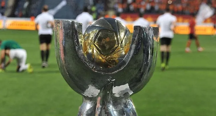 Süper Kupa'da Şok Değişim! Yeni Format Futbolseverleri Coşturacak