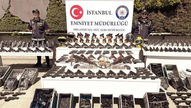 İstanbul'da Yeni Nesil Mafyaya Şok Baskın! 58 Tutuklama