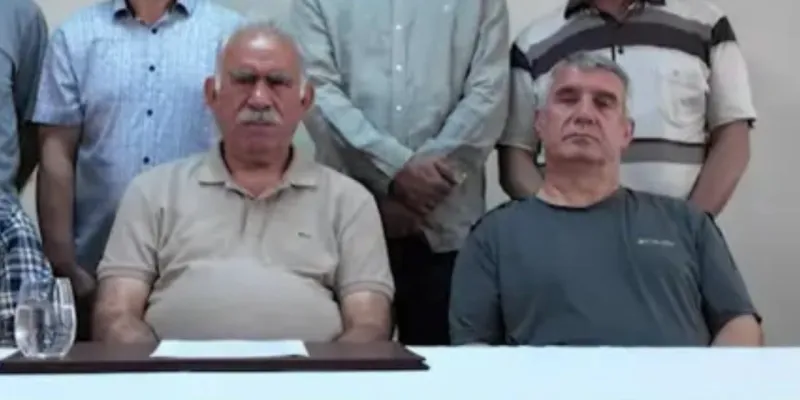 Öcalan'ın Yanındaki İsim Serbest! İmralı'da Neler Oluyor?