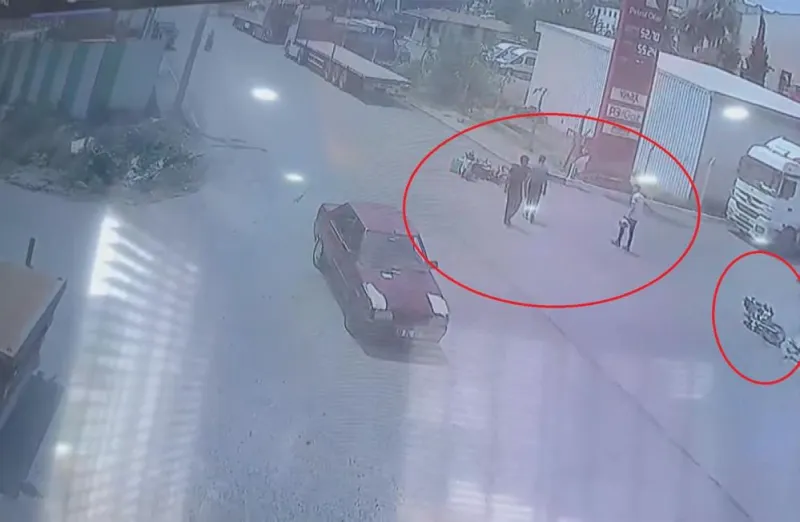 Payas’ta motosikletler çarpıştı: 3 yaralı