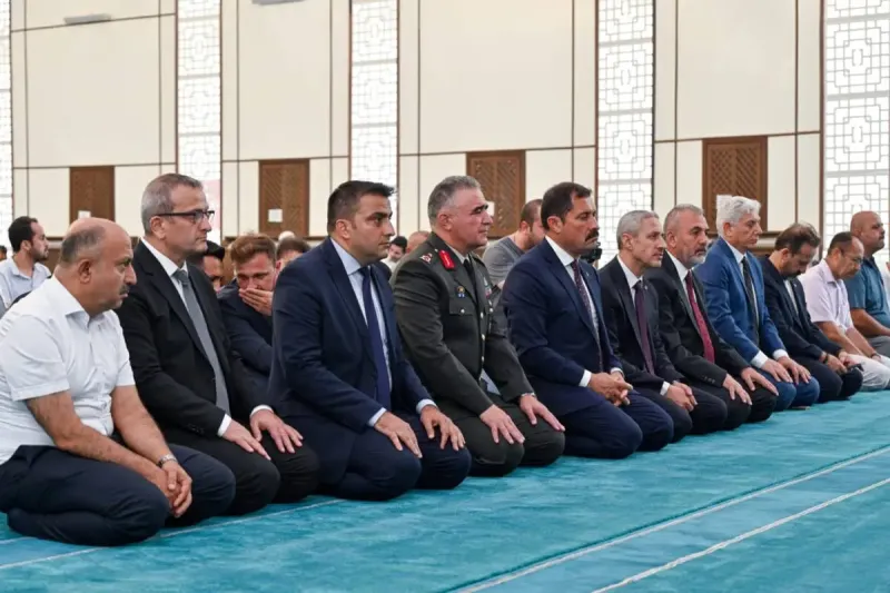 Rektör Eren: “15 Temmuz, Milletimizin Dirilişinin Adıdır”