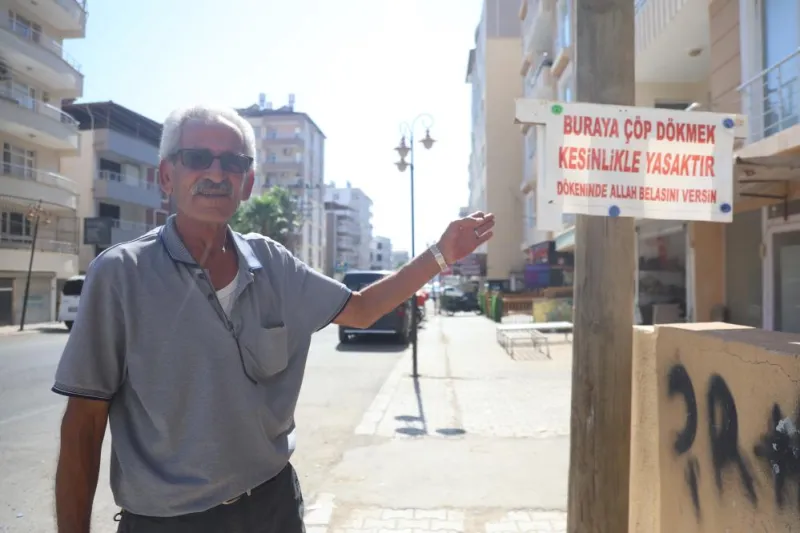 Reyhanlı’da esnaftan çöp sorunu için dikkat çekici çözüm