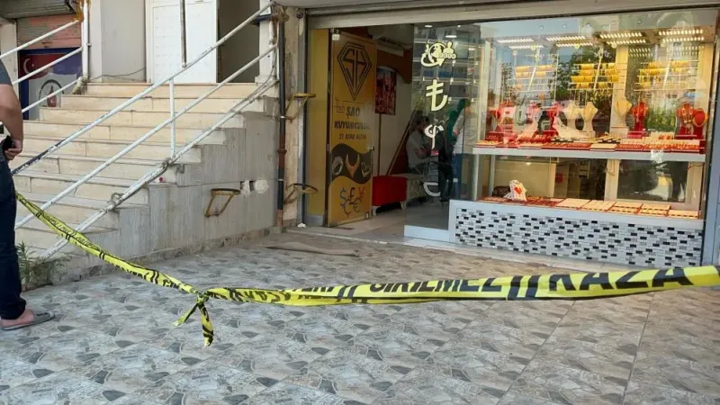 Reyhanlı’da Şok Olay: Kuyumcuya Silahlı Saldırı