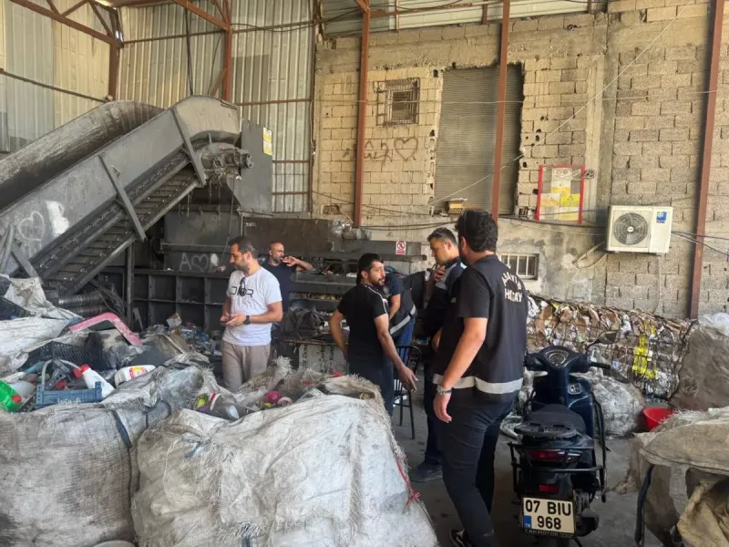 Hurda Operasyonu: İskenderun'da Ruhsatsız Alıma Şok Baskın!