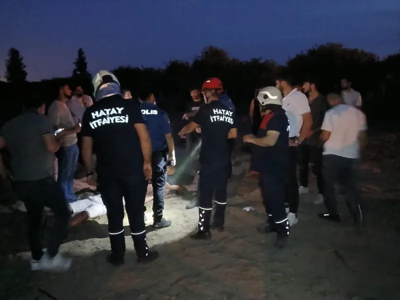 Sahil yolunda korkutan kaza! Araç yan yattı