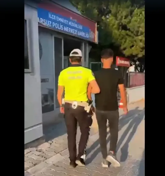 Kırmızı Işık Magandası Kamerada! Polis Harekete Geçti!