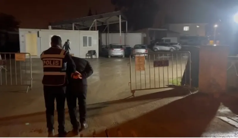 Suç Cezasız Kalmadı: Firari İki Kişi Tutuklandı