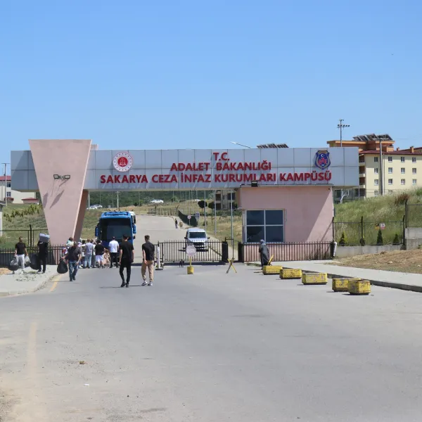 Tahliyeler aşama aşama olacak