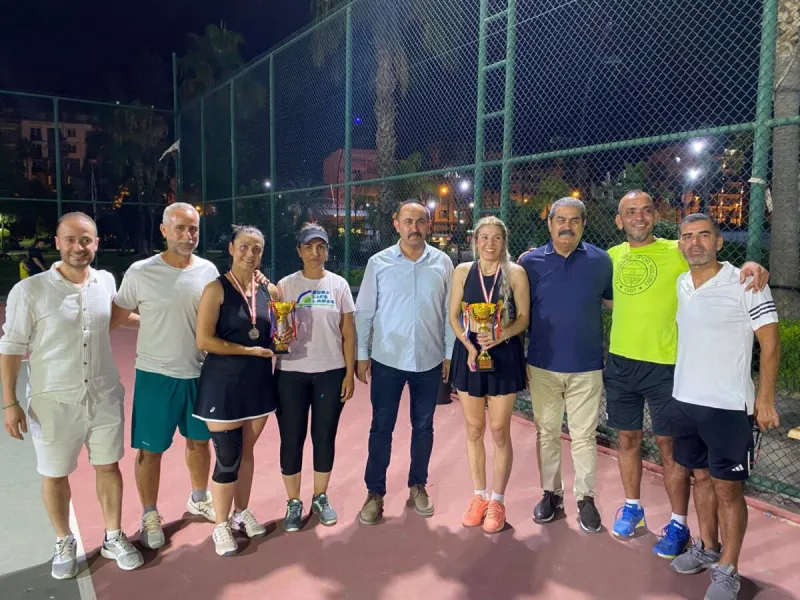 Tenis Turnuvası Heyecanı sona erdi
