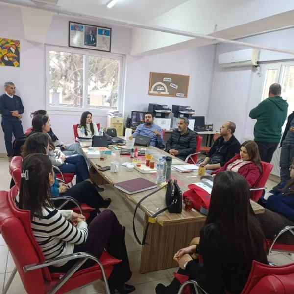 TÖB-SEN: “Okullarda Laik Eğitime Aykırı Dayatma Kabul Edilemez”