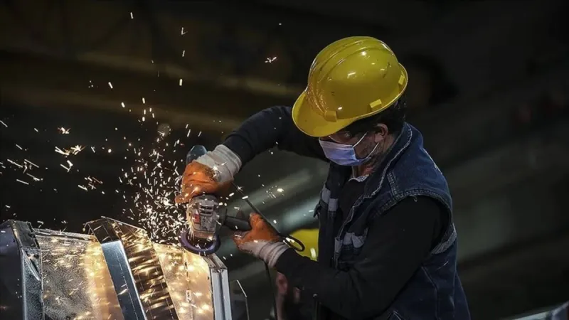 Ücretli çalışan sayısında rekor seviye