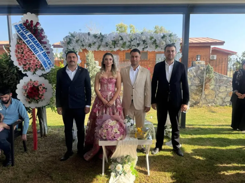 Ülkücü Camianın mutlu günü