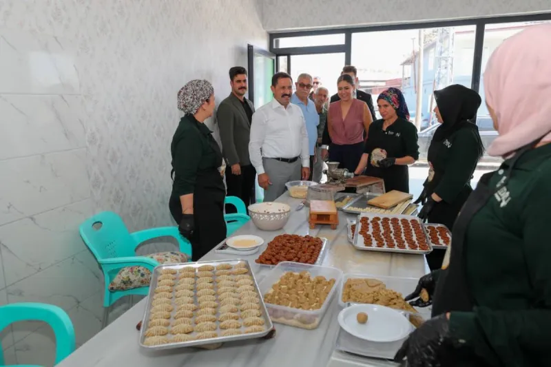 Üzümdalı Kadın Kooperatifine Vali Masatlı’dan Teşvik Ziyareti