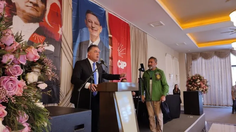 Mamak CHP Kongresi: Mullaoğlu'ndan Şaşırtan Hamle!