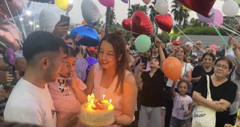 Yağmur’un Yürüyüş Umudu Balonlarla Gökyüzüne Taşındı