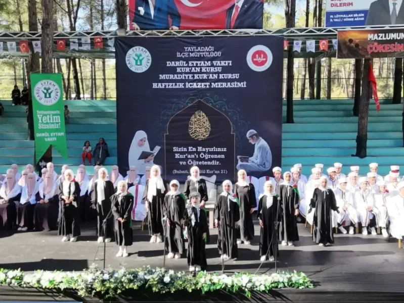 Yayladağı’nda 62 çocuğa hafızlık belgesi verildi