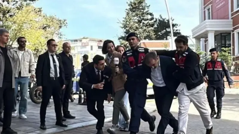 Yenidoğan çetesi savcısına tehdit davasında beş sanığa tahliye